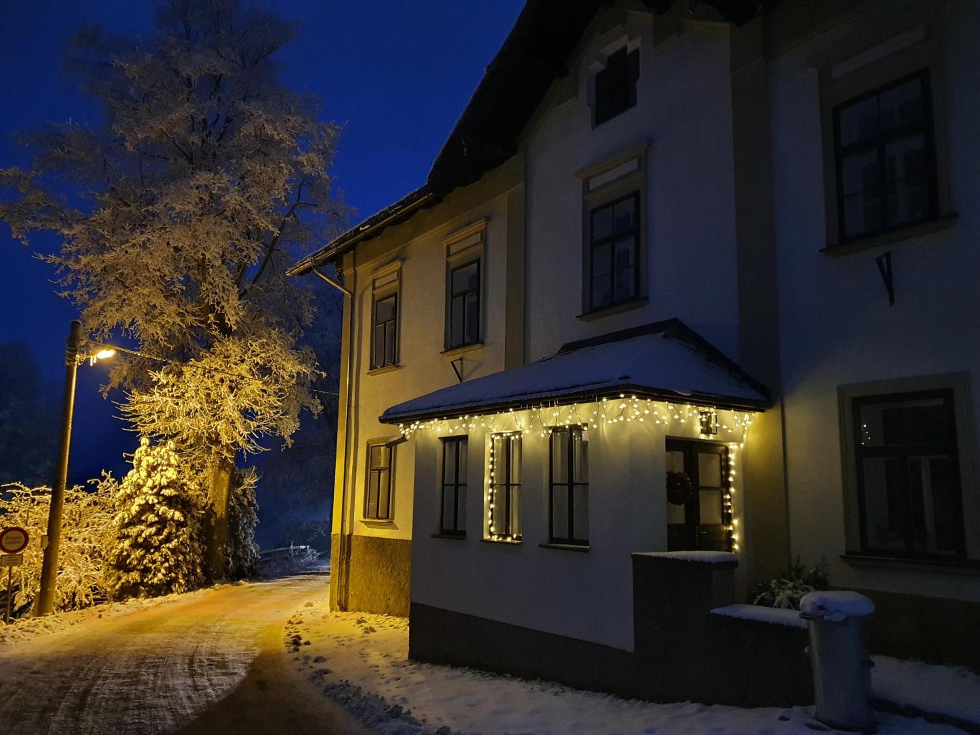Апарт отель Stara Skola Hedec Кралики Экстерьер фото